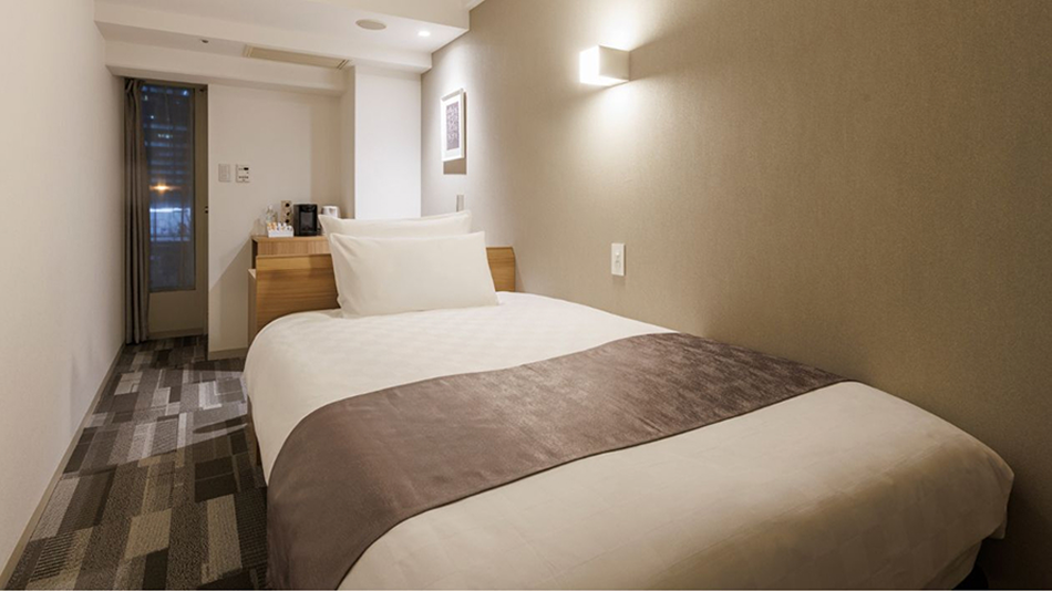 イーストタワー